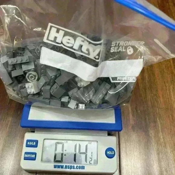 Lego Bag of miscellaneous grey pieces - Picture 1 of 2